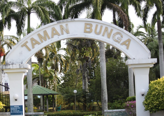 Welcome to Taman Bunga Miri | CY@CY Says